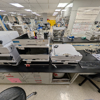 Agilent 1290 Infinity II HPLC System with Autosampler Pump and DAD image 1